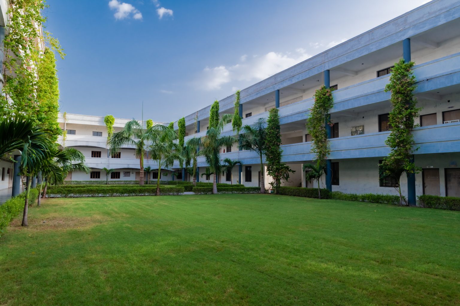 Ph.D. in English from Monark University: Eligibility, Entrance Exam, Fee Structure, Admission Process, Subjects, Research Areas, Syllabus, Scholarship & Career Scope